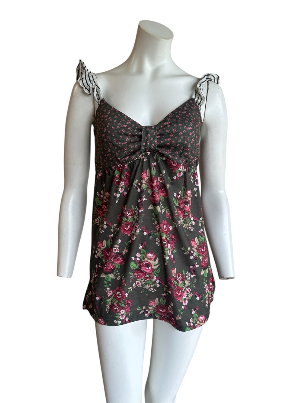 Vintage Y2K babydoll camisole fang floral top